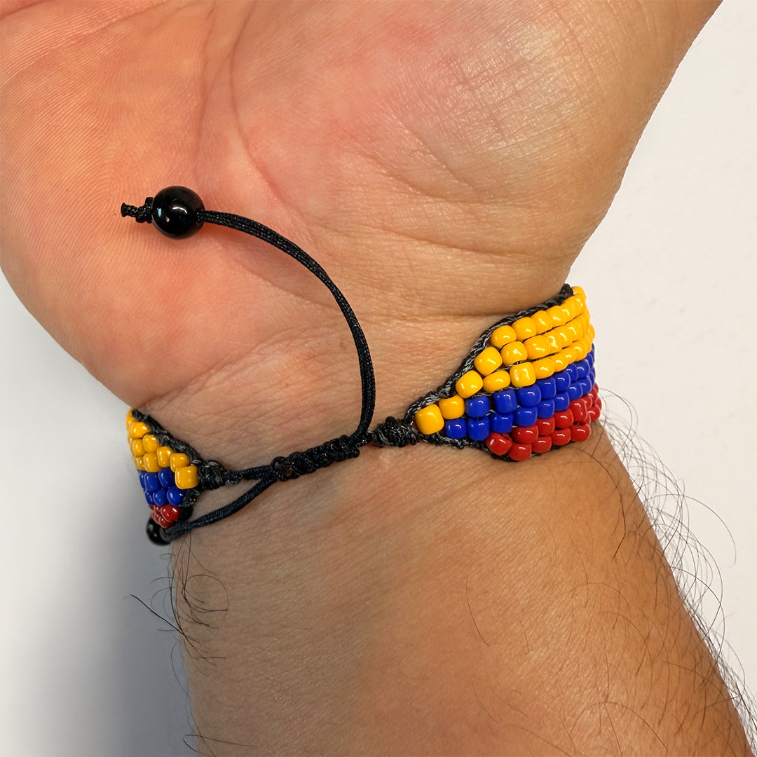 Authentic Ecuador Tricolor Beaded Bracelet – Artisan Made Handwoven Flag Wristband