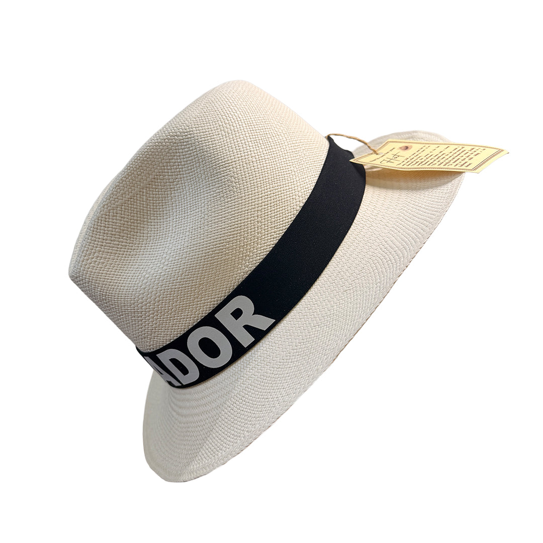 Sombrero Genuino de Paja Toquilla de Montecristi – El Auténtico "Panama Hat" Hecho a Mano en Ecuador