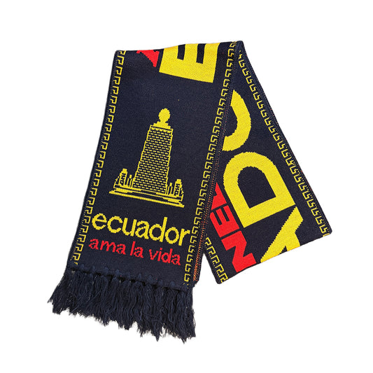 Bufanda Artesanal "All You Need Is Ecuador" – Edición Negro Medianoche