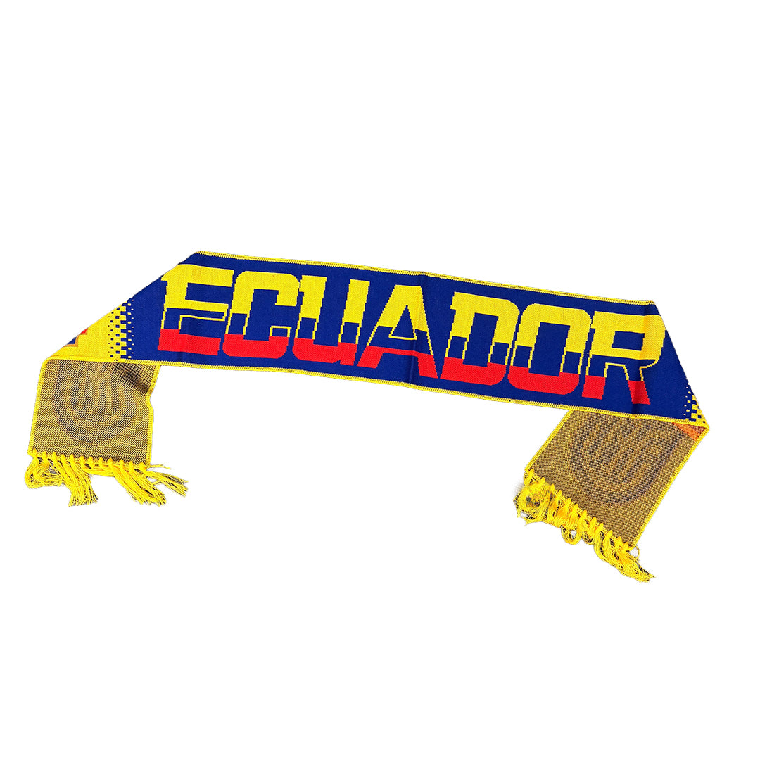 Handcrafted Ecuadorian Fan Scarf: A Piece of Our Heritage