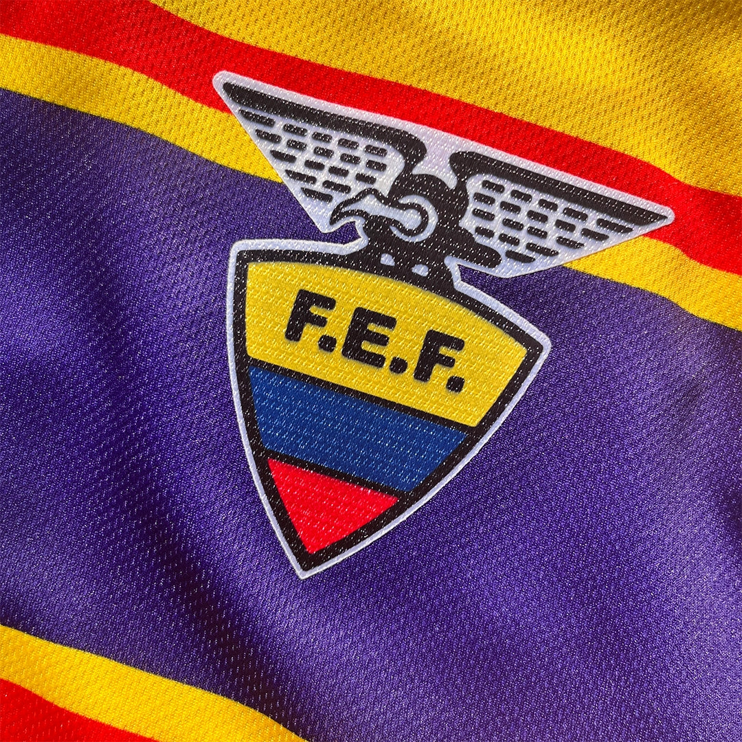 Camiseta Retro de la Selección Ecuatoriana de Fútbol Oficial 1983