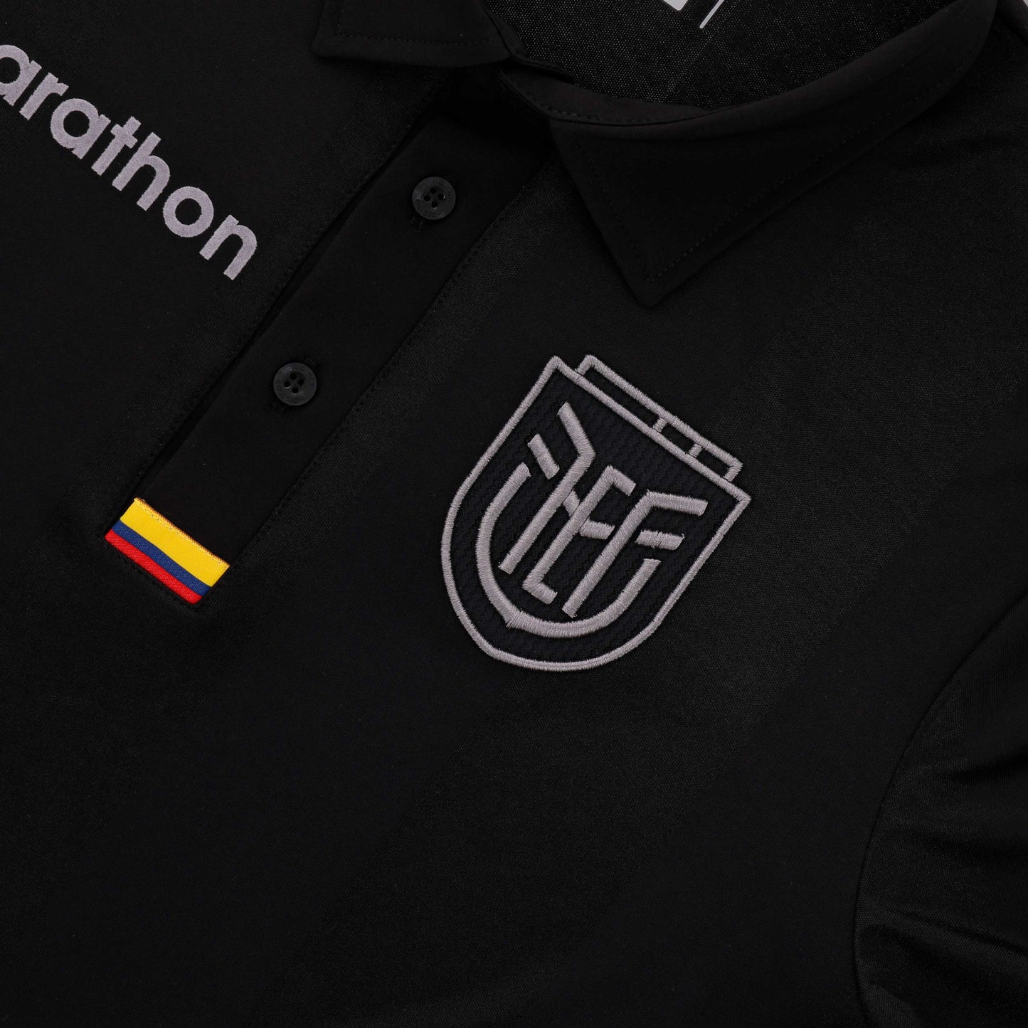 Camiseta Oficial Ecuador FEF 100 Años – Edición Limitada Centenario Negra para Hombre